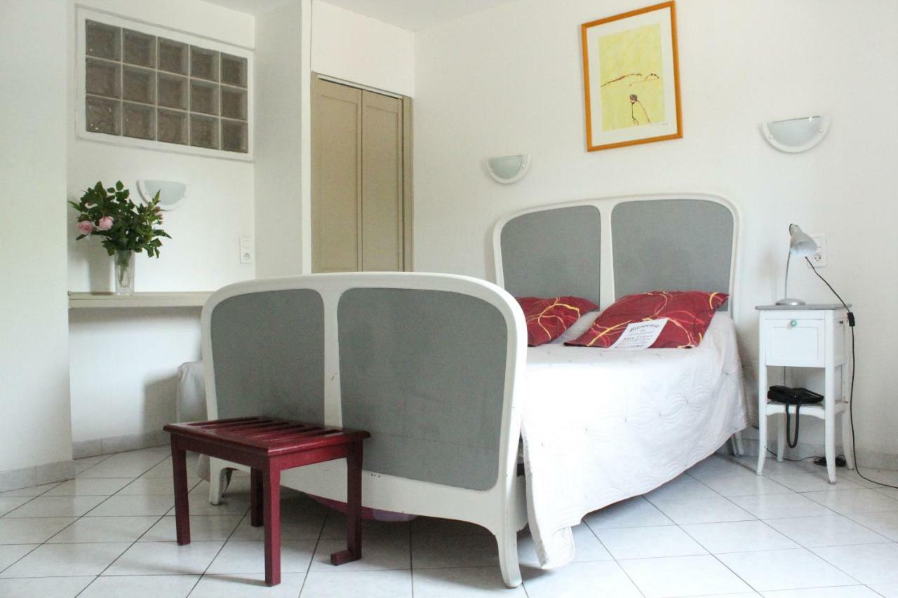 Hotel Residence Larroque Caussade Buitenkant foto
